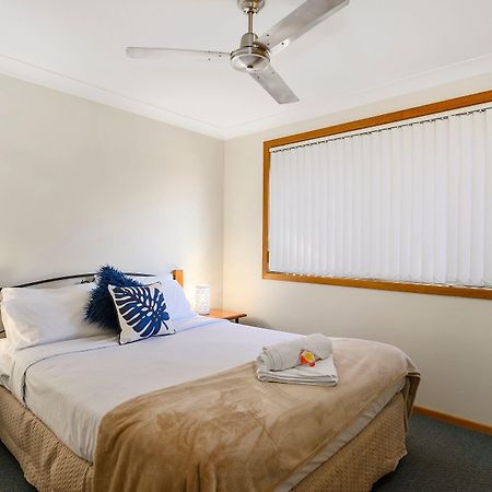 Dolphin Sands Holiday Cabins Кофс-Гарбор Екстер'єр фото